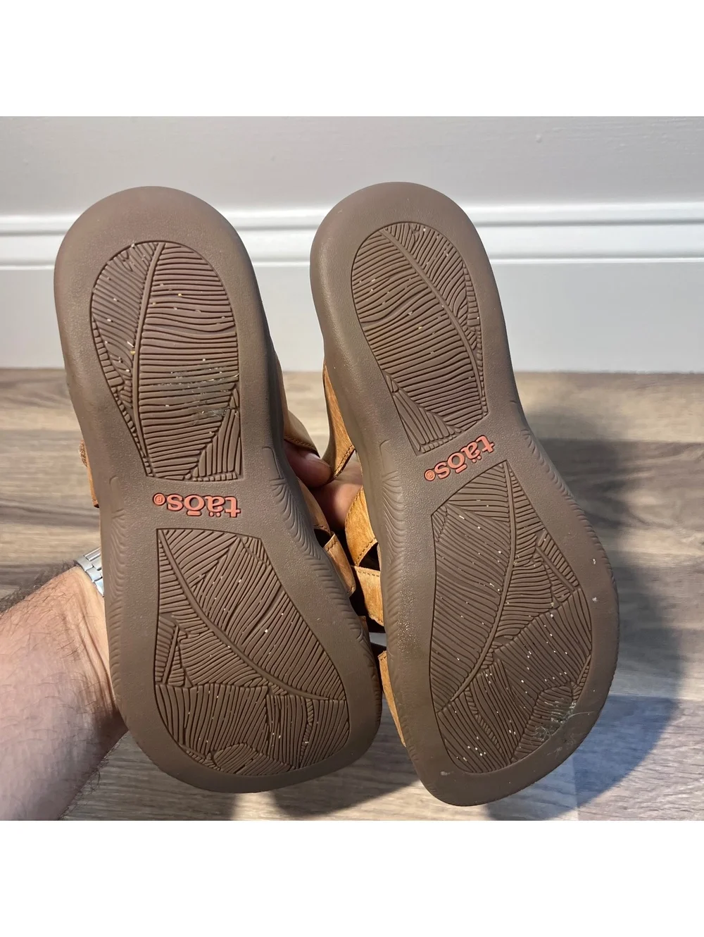 Taos Tan Sandals Women's Size 7